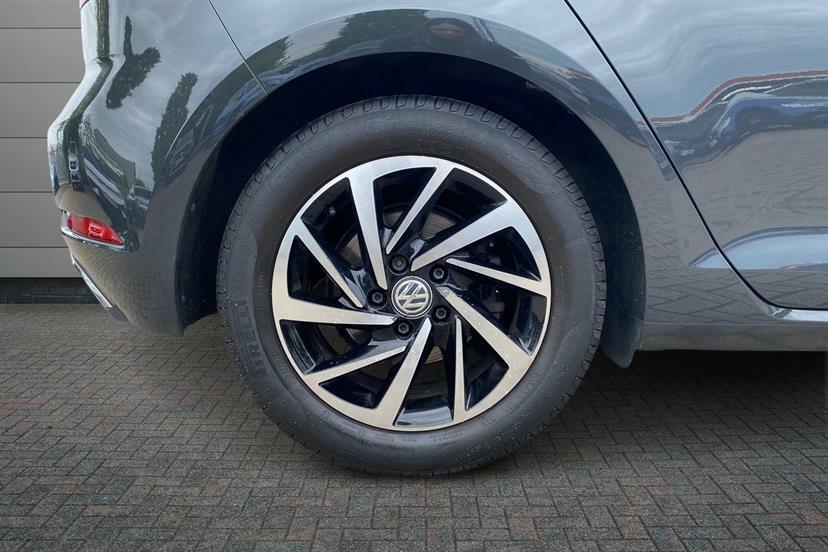 Volkswagen Golf 1.5 Tsi Evo Match PG19UJN Grey #5
