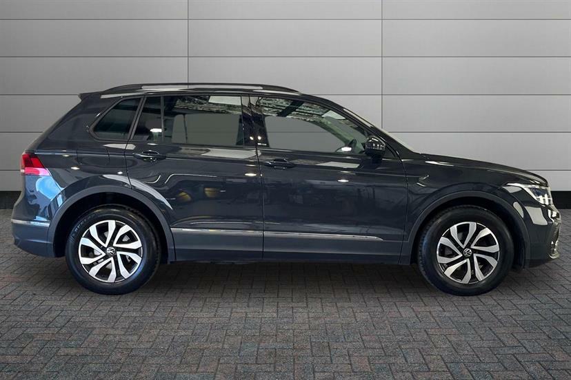 Volkswagen Tiguan 1.5 Tsi 150 Active MW71YTJ Grey #4