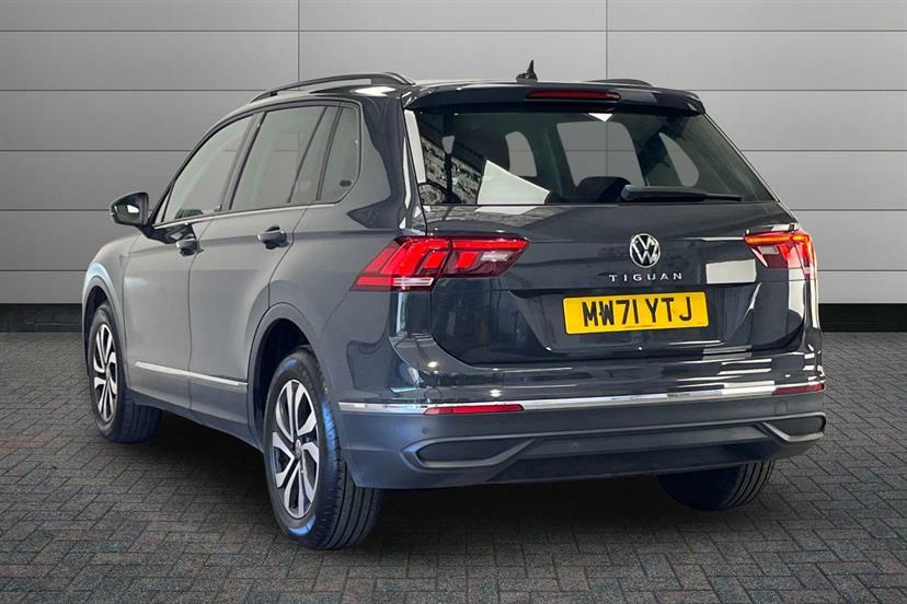 Volkswagen Tiguan 1.5 Tsi 150 Active MW71YTJ Grey #3