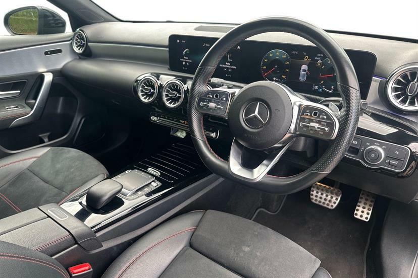 Mercedes-Benz A Class A180 Amg Line Premium KN23YAF Black #5