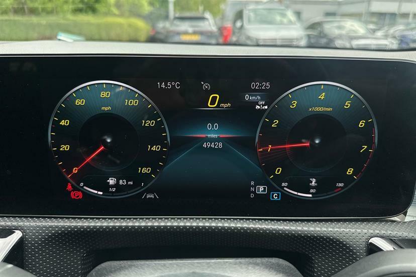 Mercedes-Benz A Class A180 Amg Line Premium KN23YAF Black #6