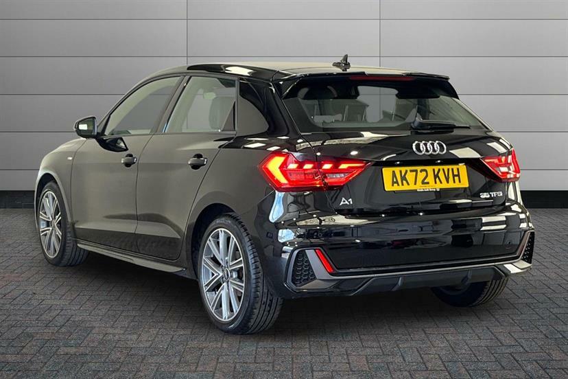 Audi A1 35 Tfsi S Line S Tronic AK72KVH Black #3
