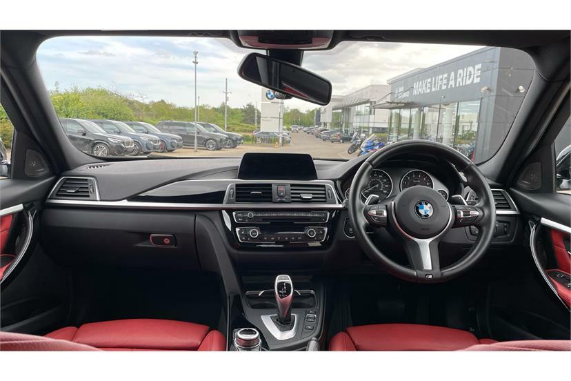 BMW 3 Series 320I M Sport Shadow Edition Step White #4