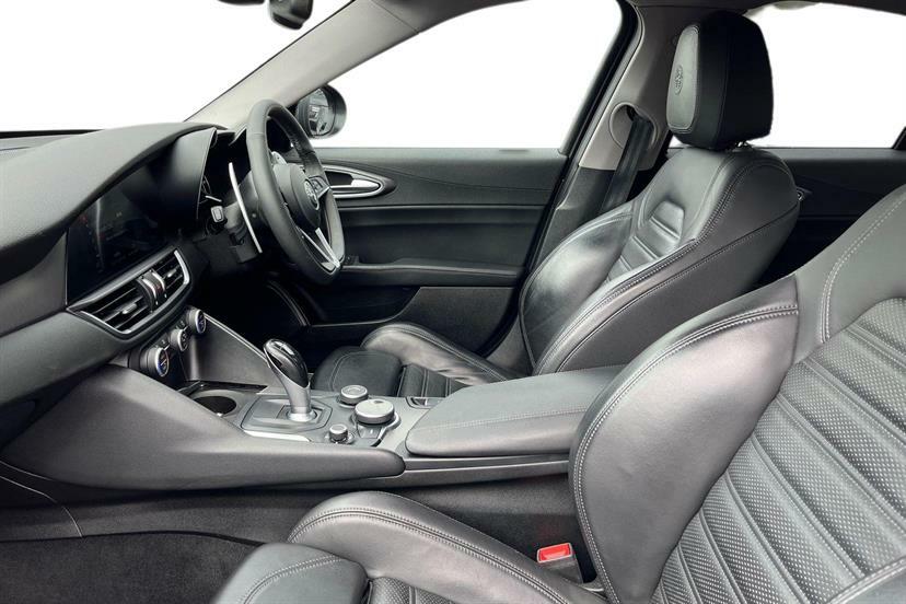 Alfa Romeo Giulia 2.0 Tb 280 Veloce AR20ROM Grey #2