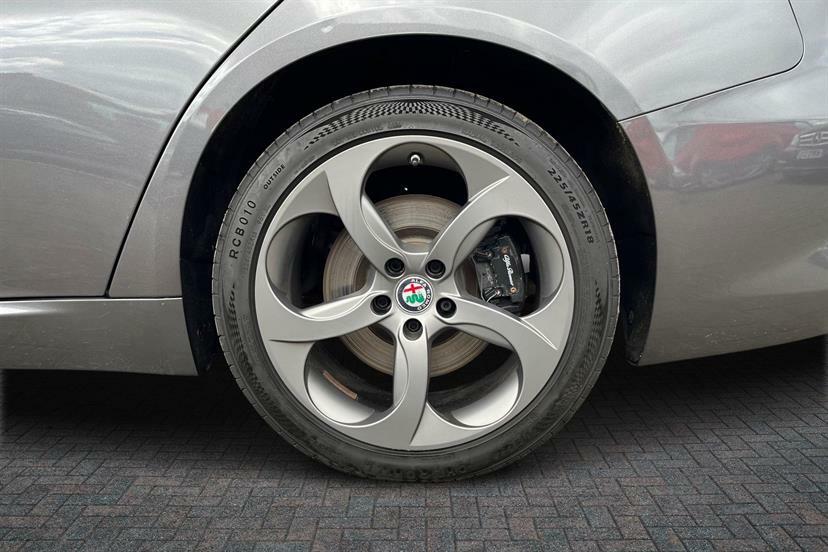 Alfa Romeo Giulia 2.0 Tb 280 Veloce AR20ROM Grey #5