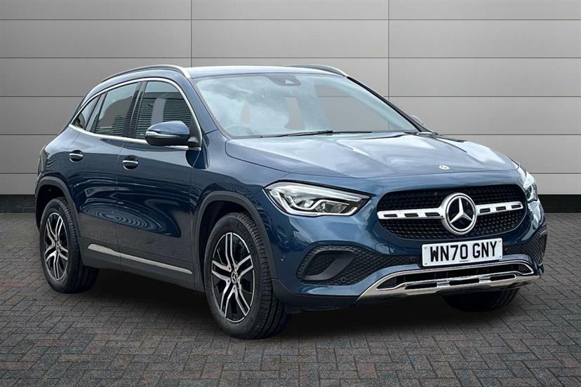 Mercedes-Benz GLA Class 200 Sport Executive Blue