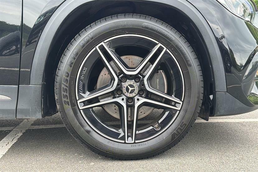 Mercedes-Benz GLA Class 220D 4Matic Amg Line Executive KN23YLT Black #4