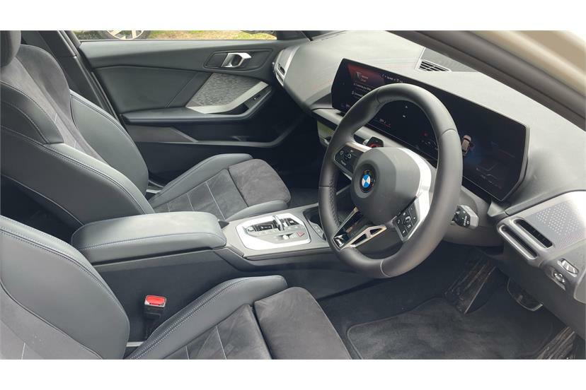 BMW 1 Series 120 M Sport Step AY75FMJ White #6