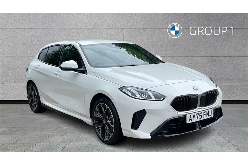 BMW 1 Series 120 M Sport Step White