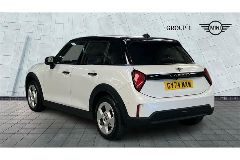 Mini Hatch 1.5 C Classic GY74MXW Black #2