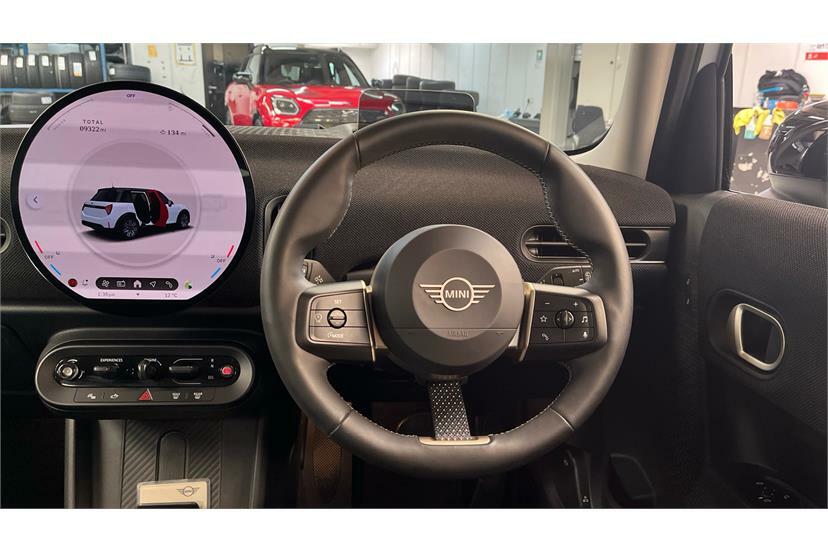 Mini Hatch 1.5 C Classic GY74MXW Black #5