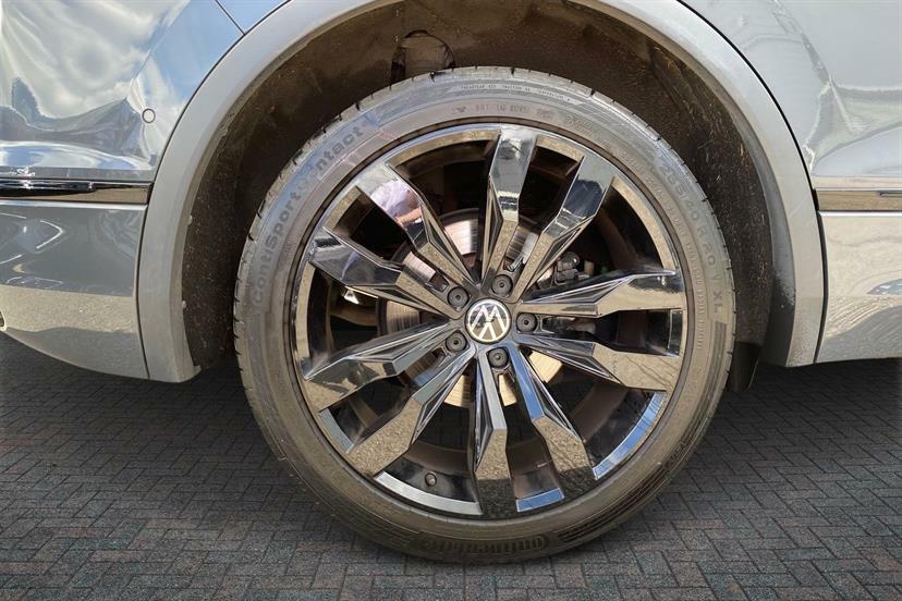 Volkswagen Tiguan 1.5 Tsi 150 Black Edition Dsg MP24KTE Grey #5