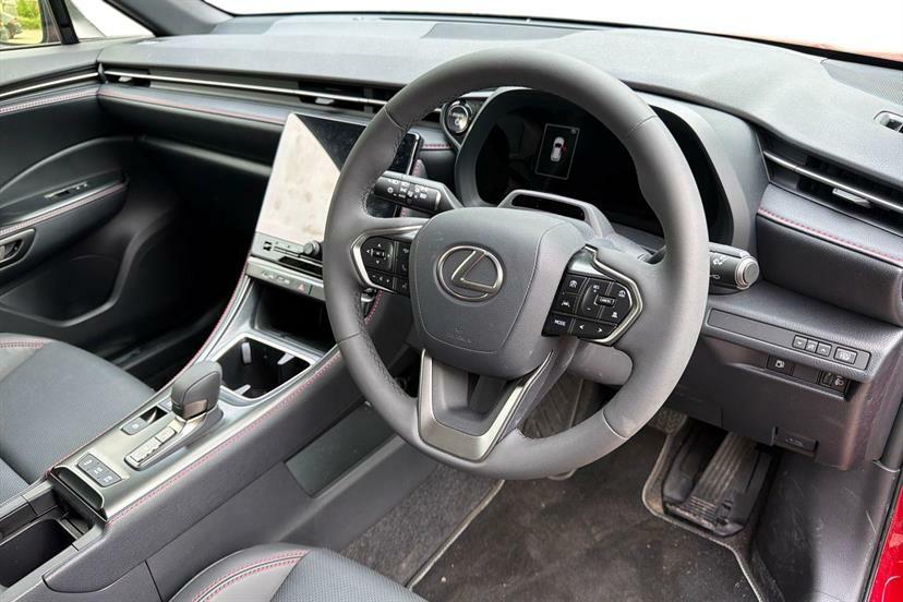 Lexus LBX 1.5 Premium E-cvt FL75YRX #6