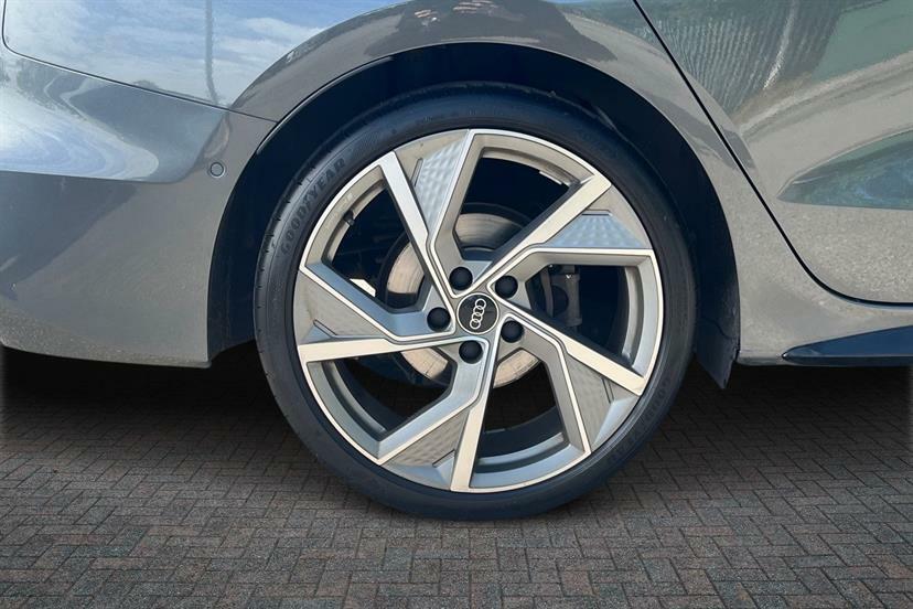 Audi A3 1.5 Tfsi 150 Black Ed S Tronic Tech Pack DA75NZC Grey #5