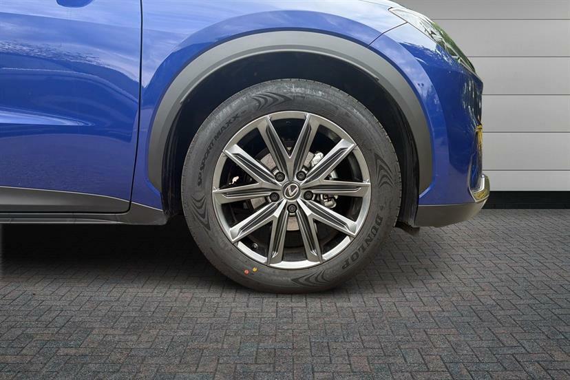 Lexus LBX 1.5 Premium Plus E-cvt FN25VBU Blue #5
