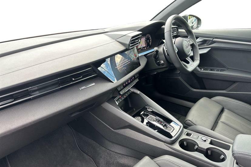 Audi A3 1.5 Tfsi 150 Black Edition S Tronic MA26LYX Green #2