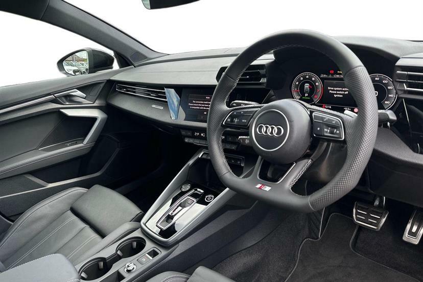 Audi A3 1.5 Tfsi 150 Black Edition S Tronic MA26LYX Green #6