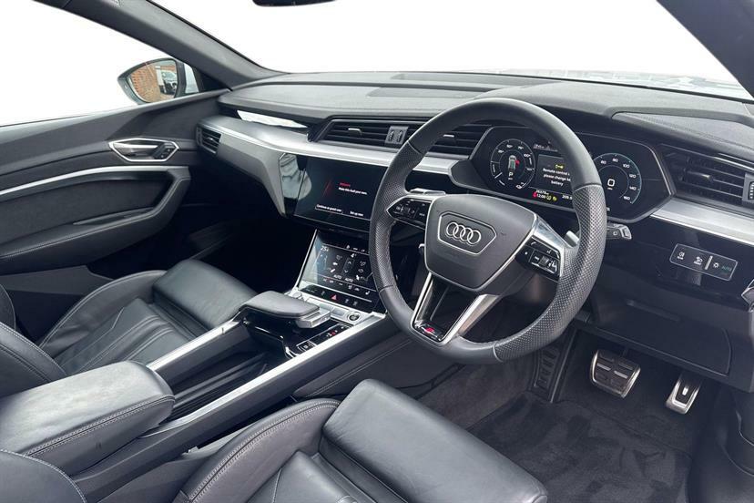 Audi Q8 e tron 300Kw 55 Quattro 114Kwh S Line MH73XPA White #6
