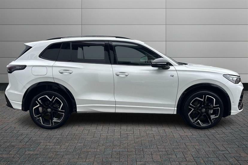 Volkswagen Tiguan 2.0 Tdi R-line Dsg EO26ZKC White #4