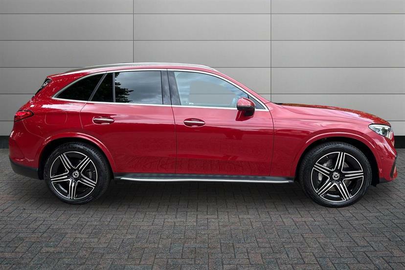 Mercedes-Benz GLC Class 300D 4Matic Amg Line Premium 9G-tronic Red #3