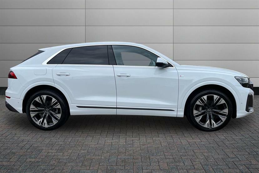 Audi Q8 55 Tfsi Quattro S Line Tiptronic White #4
