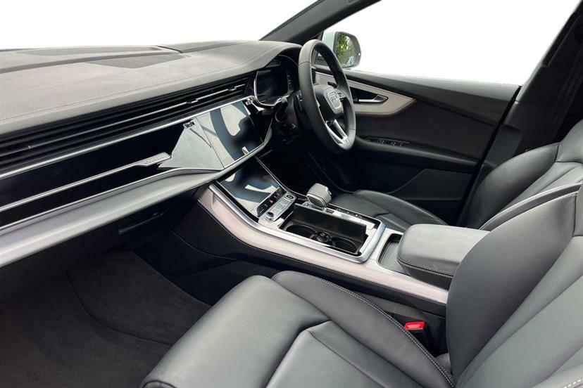 Audi Q8 55 Tfsi Quattro S Line Tiptronic White #2