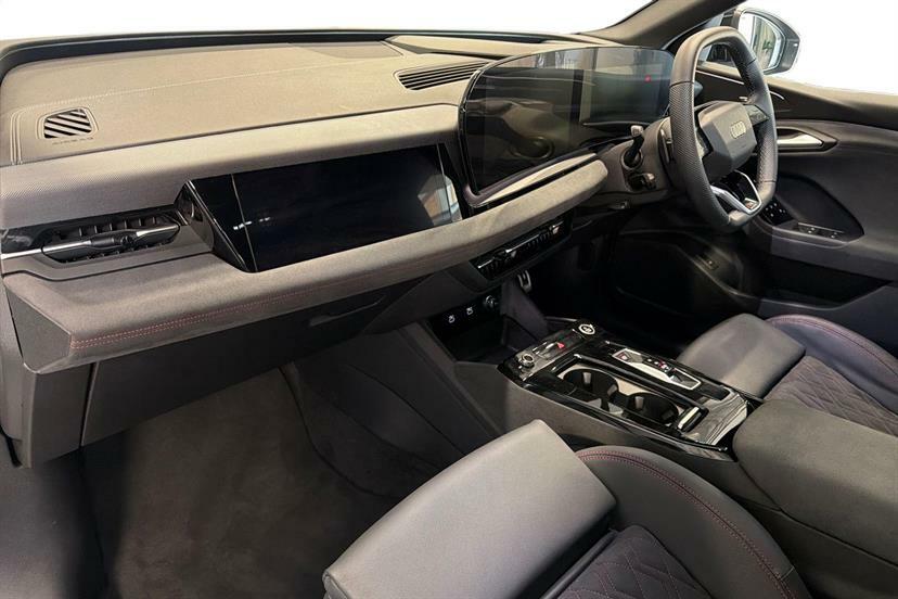 Audi Q6 E-Tron 185Kw 83Kwh Edition 1 EF75YMH Black #2