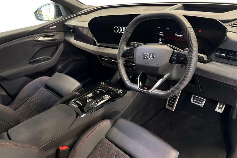 Audi Q6 E-Tron 185Kw 83Kwh Edition 1 EF75YMH Black #6