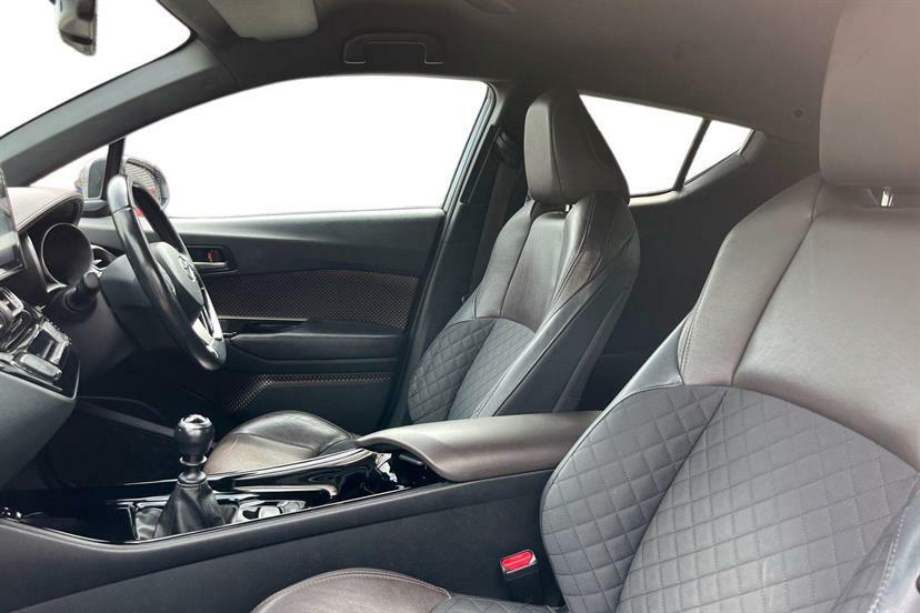 Toyota C-Hr 1.2T Excel HJ18WCD Silver #2