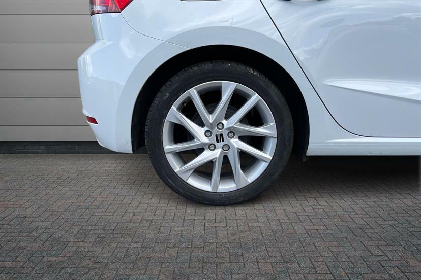 Seat Ibiza 1.0 Tsi 95 Fr DF23SSO White #5