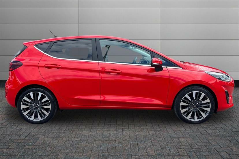 Ford Fiesta 1.0 Ecoboost Hybrid Mhev 125 Titanium X HJ72OBN Red #4