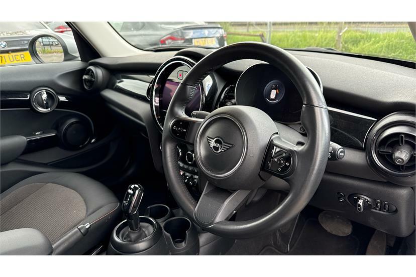 Mini Hatch 1.5 Cooper Classic Premium LN23EVK Silver #6