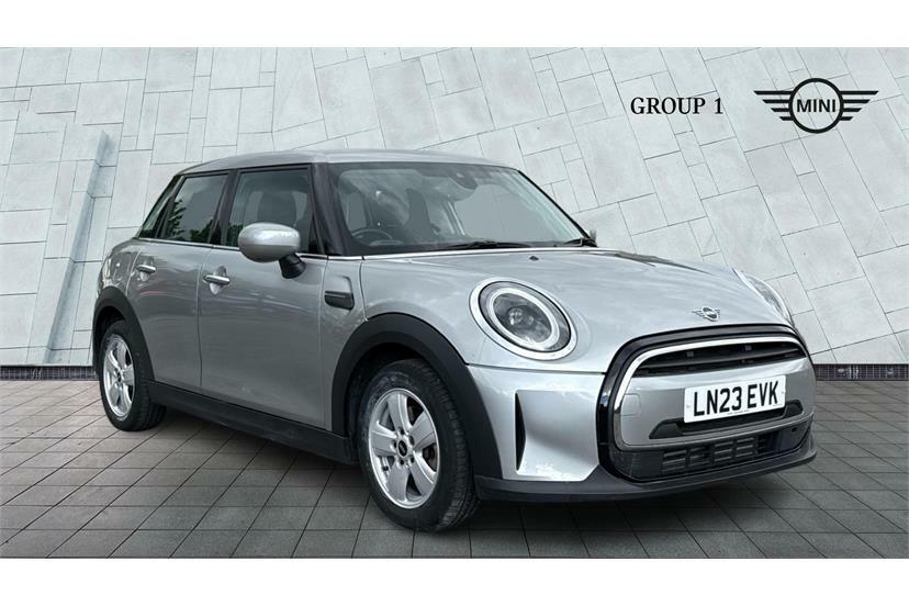 Mini Hatch 1.5 Cooper Classic Premium Silver