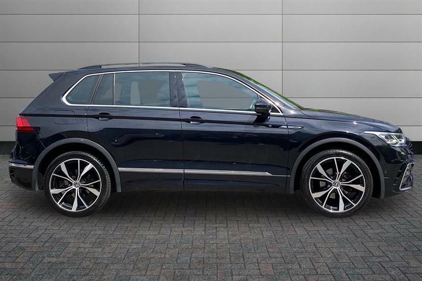 Volkswagen Tiguan 1.5 Tsi 150 R-line Dsg EO70HWE Black #4