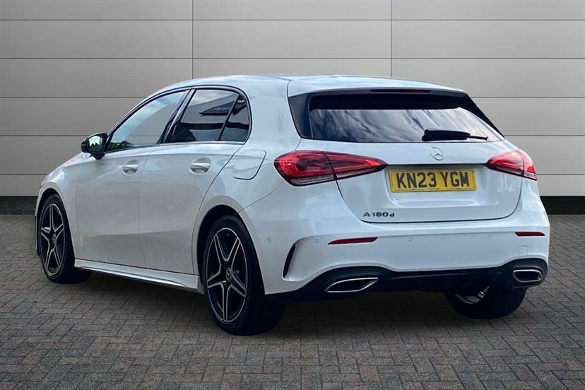 Mercedes-Benz A Class A180d 2.0 Amg Line Executive KN23YGM White #2