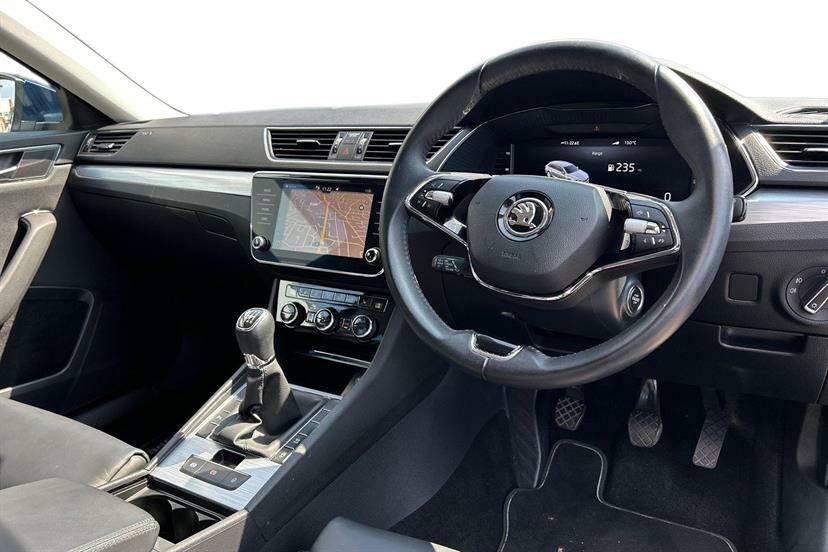 Skoda Superb 2.0 Tdi Cr Se Technology Blue #6
