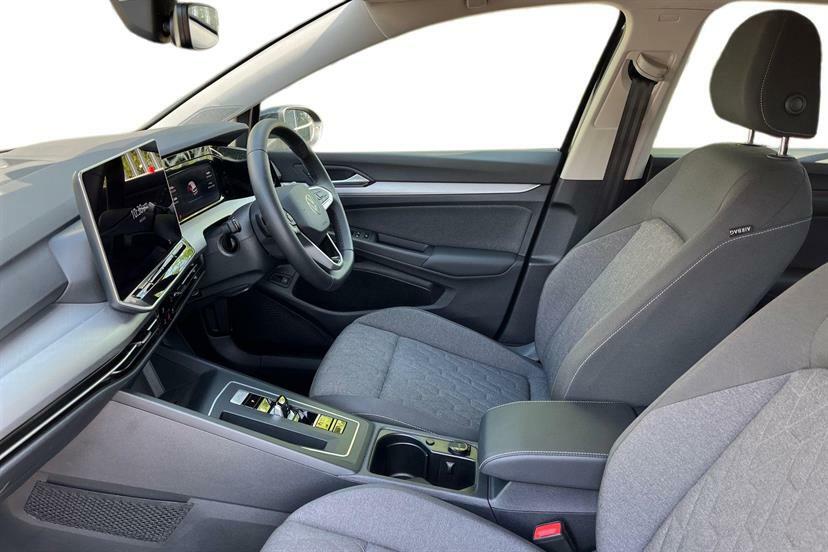 Volkswagen Golf 1.5 Tsi 204 Match Ehybrid Dsg GD25OTZ Black #2