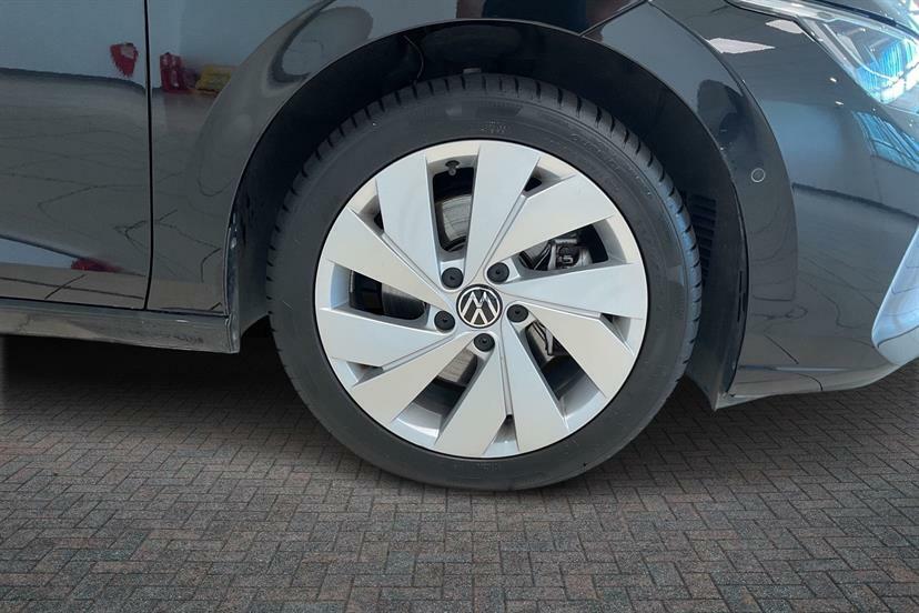Volkswagen Golf 1.5 Tsi 204 Match Ehybrid Dsg GD25OCR Black #5