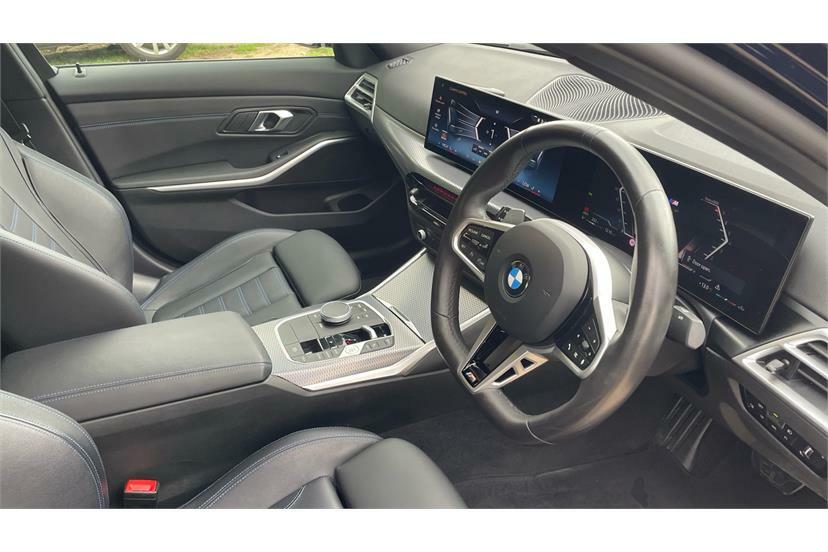 BMW 3 Series 320I M Sport Step AV74VXE Blue #6