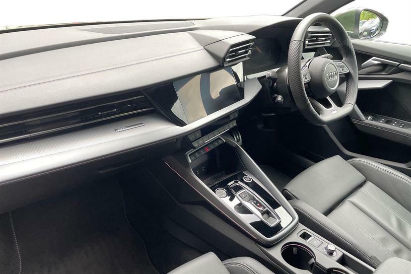 Audi A3 35 Tfsi S Line S Tronic EJ25GNZ Green #2