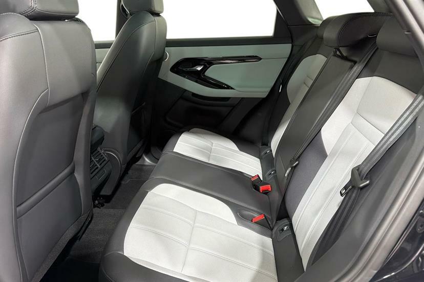 Land Rover Range Rover Evoque 2.0 D200 Edition FJ75UHN Black #4