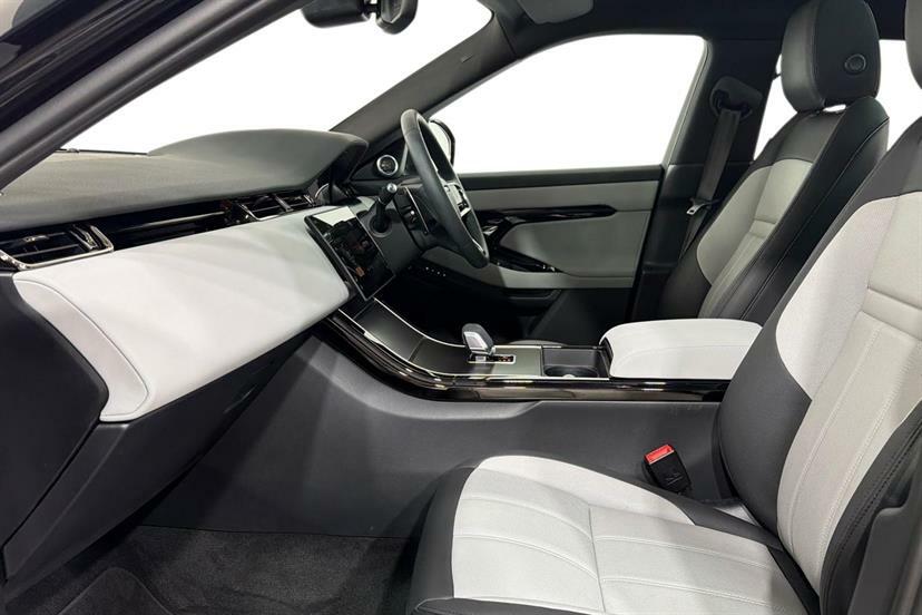 Land Rover Range Rover Evoque 2.0 D200 Edition FJ75UHN Black #3