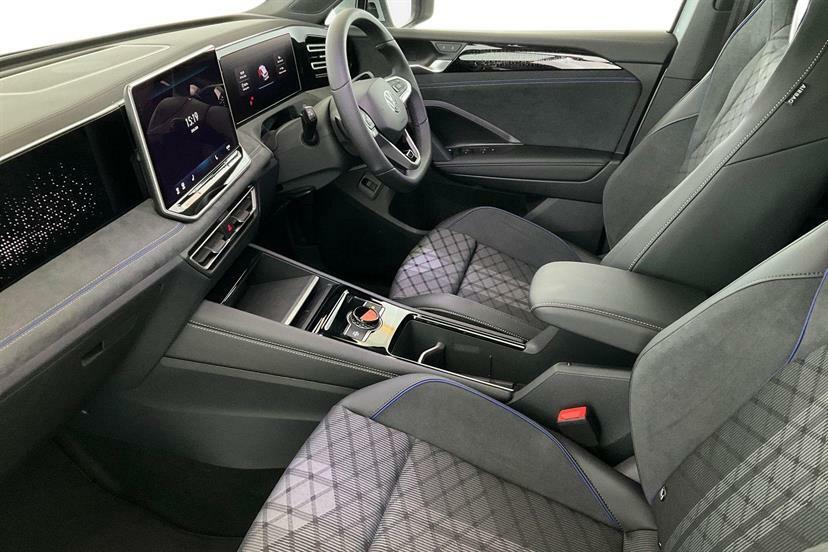 Volkswagen Tiguan 2.0 Tdi R-line Dsg AO26XTD Silver #2