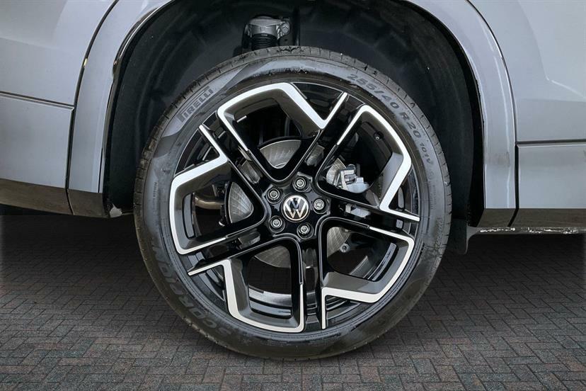 Volkswagen Tayron 1.5 Tsi Ehybrid R-line Dsg6 AO26ULW Black #6