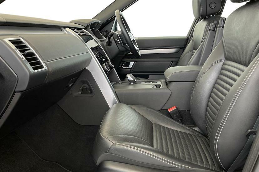 Land Rover Discovery 3.0 D300 R-dynamic Se LV23WSK Black #3