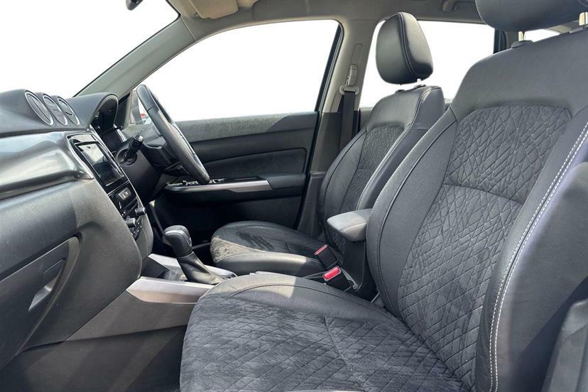 Suzuki Vitara 1.5 Hybrid Sz5 Ags LB23AVN Black #2