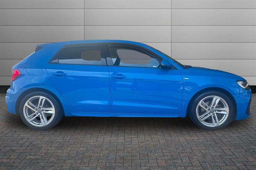 Audi A1 35 Tfsi S Line S Tronic Tech Pack GF20KUR Blue #4