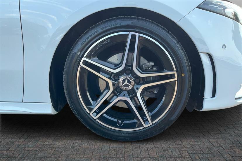 Mercedes-Benz A Class A200 Amg Line Premium KN23ZDH White #4