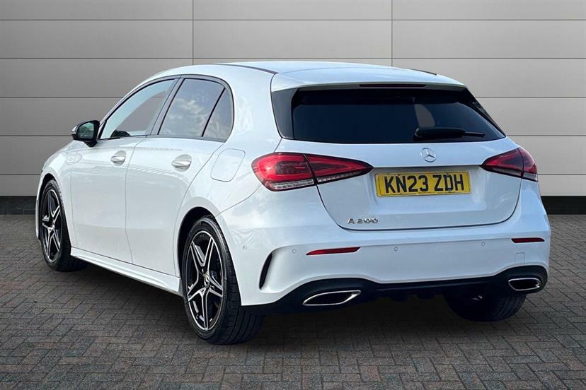 Mercedes-Benz A Class A200 Amg Line Premium KN23ZDH White #2