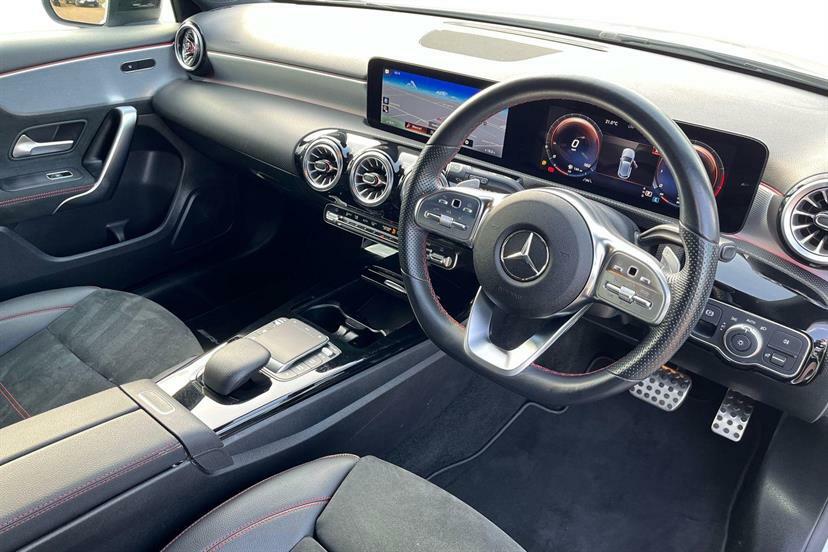 Mercedes-Benz A Class A200 Amg Line Premium KN23ZDH White #5